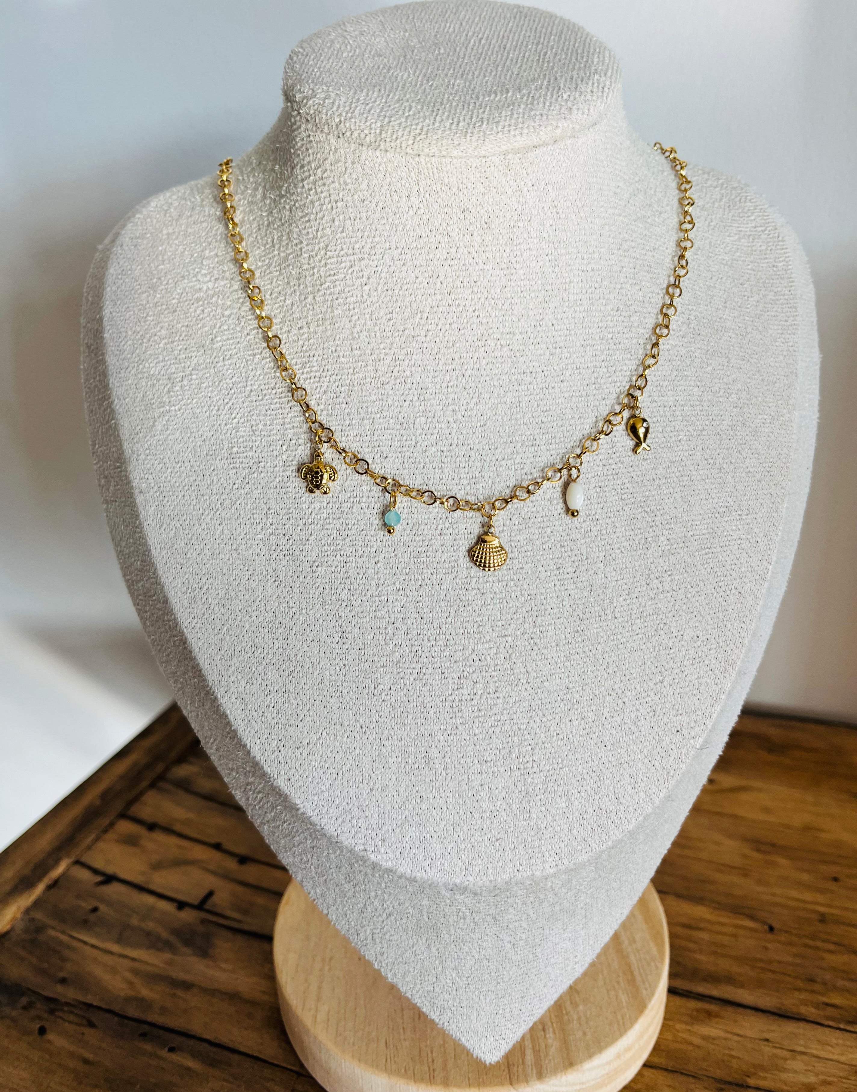 Collier méditerranéen