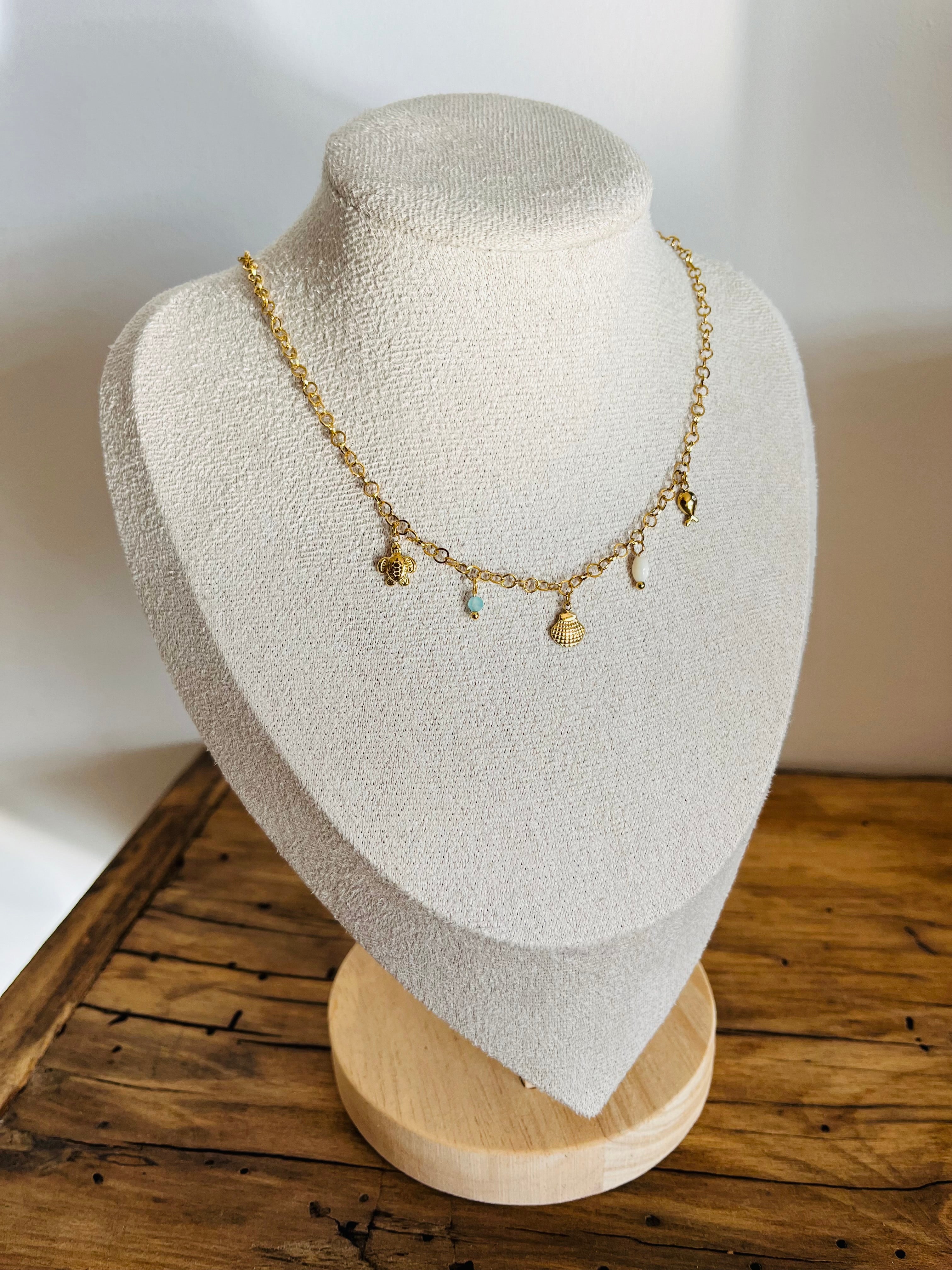 Collier méditerranéen